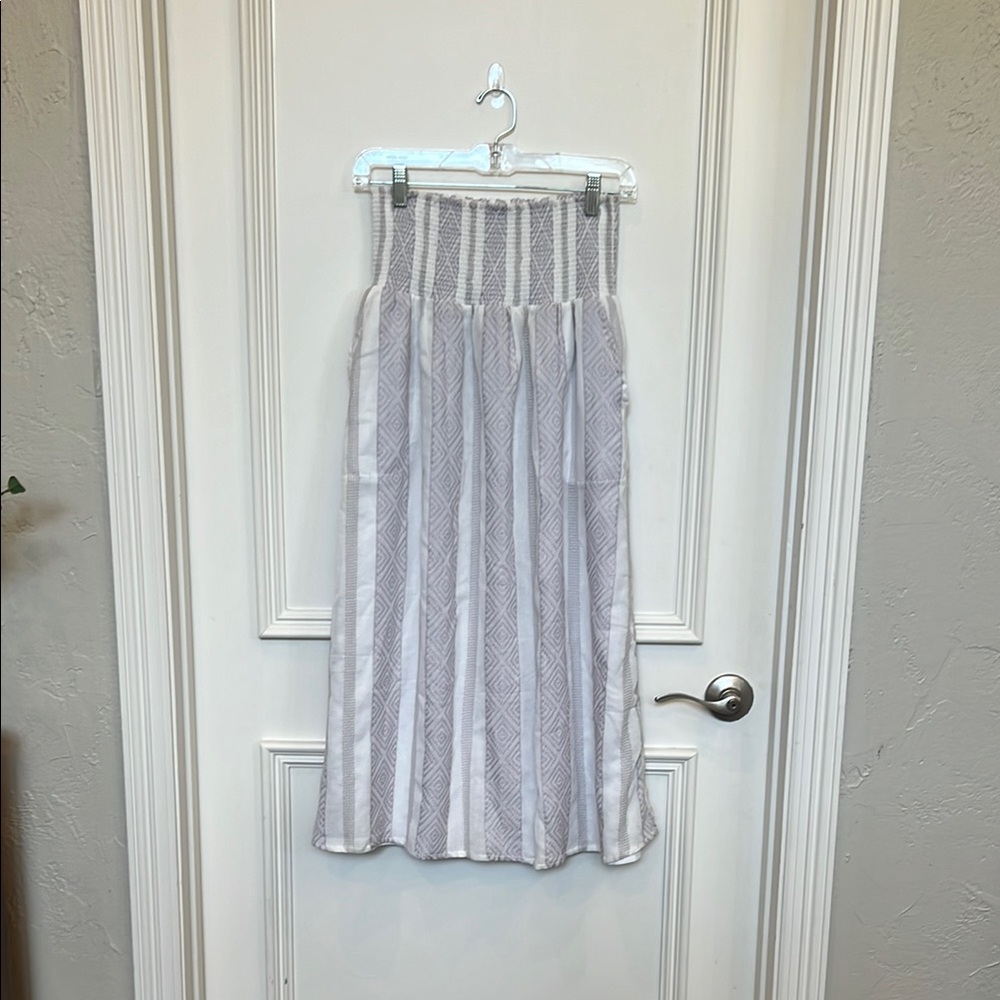 EUC Splendid Striped Midi skirt. Size Small